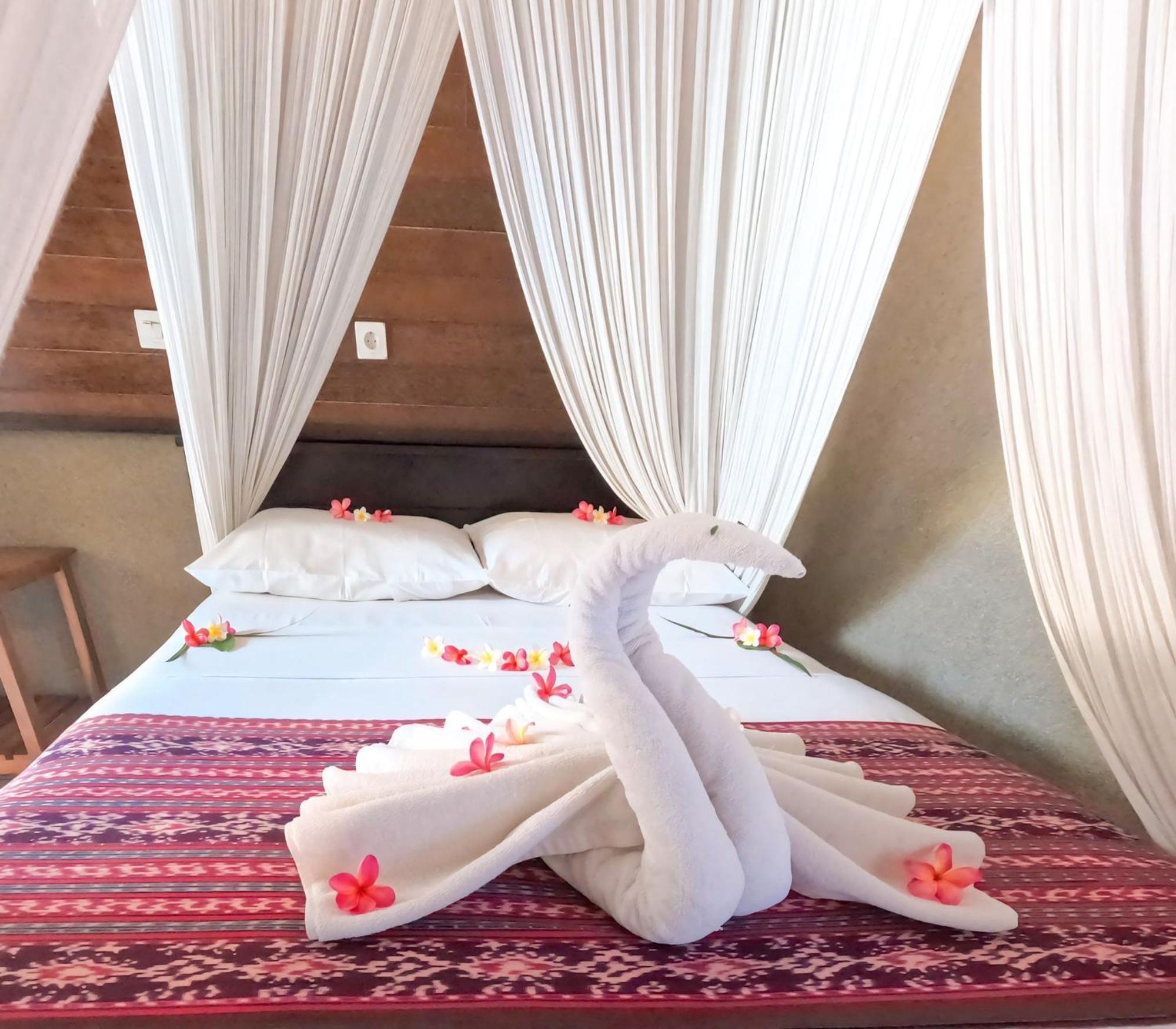 Suka Sari Cottages Pemuteran Exteriör bild